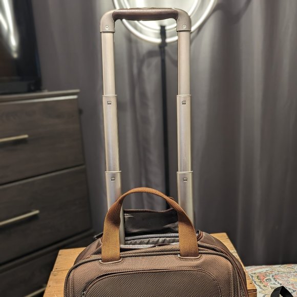 Tumi Wheeled Overnight Bag - Picture 3 of 9